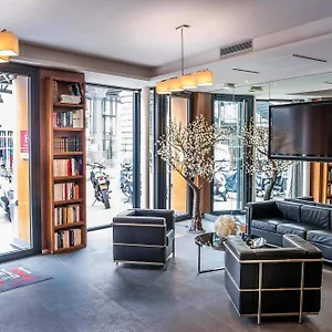 Art Eiffel Hotell